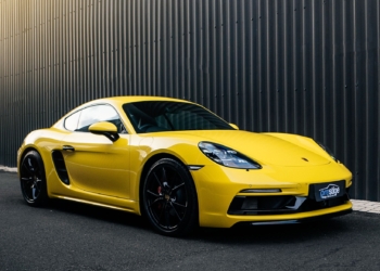 Porsche 718 Cayman S